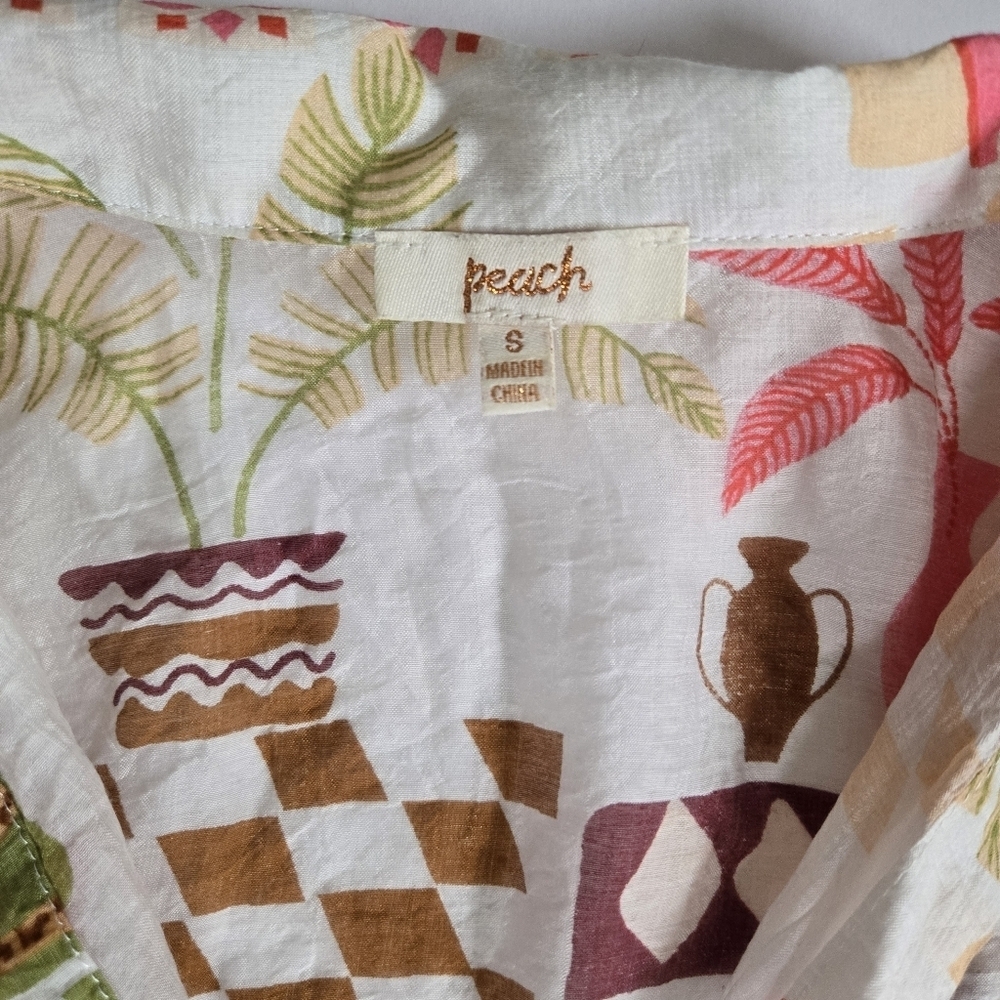 Peach women's button-down blouse with cheetahs and checkered tropical print S - Picture 4 of 8